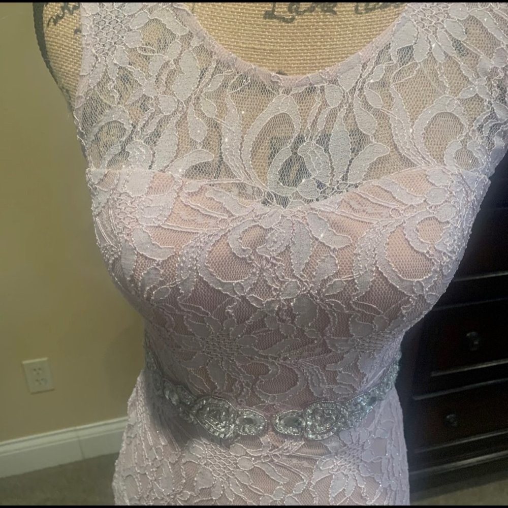 Beautiful soft pink gown.  Lots of Details!!! Sz 3 - Picture 3 of 6